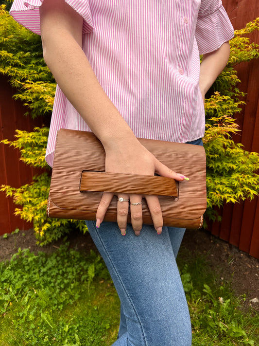 Luxury Handmade Epi Leather Clutch – Elegant Evening Handbag