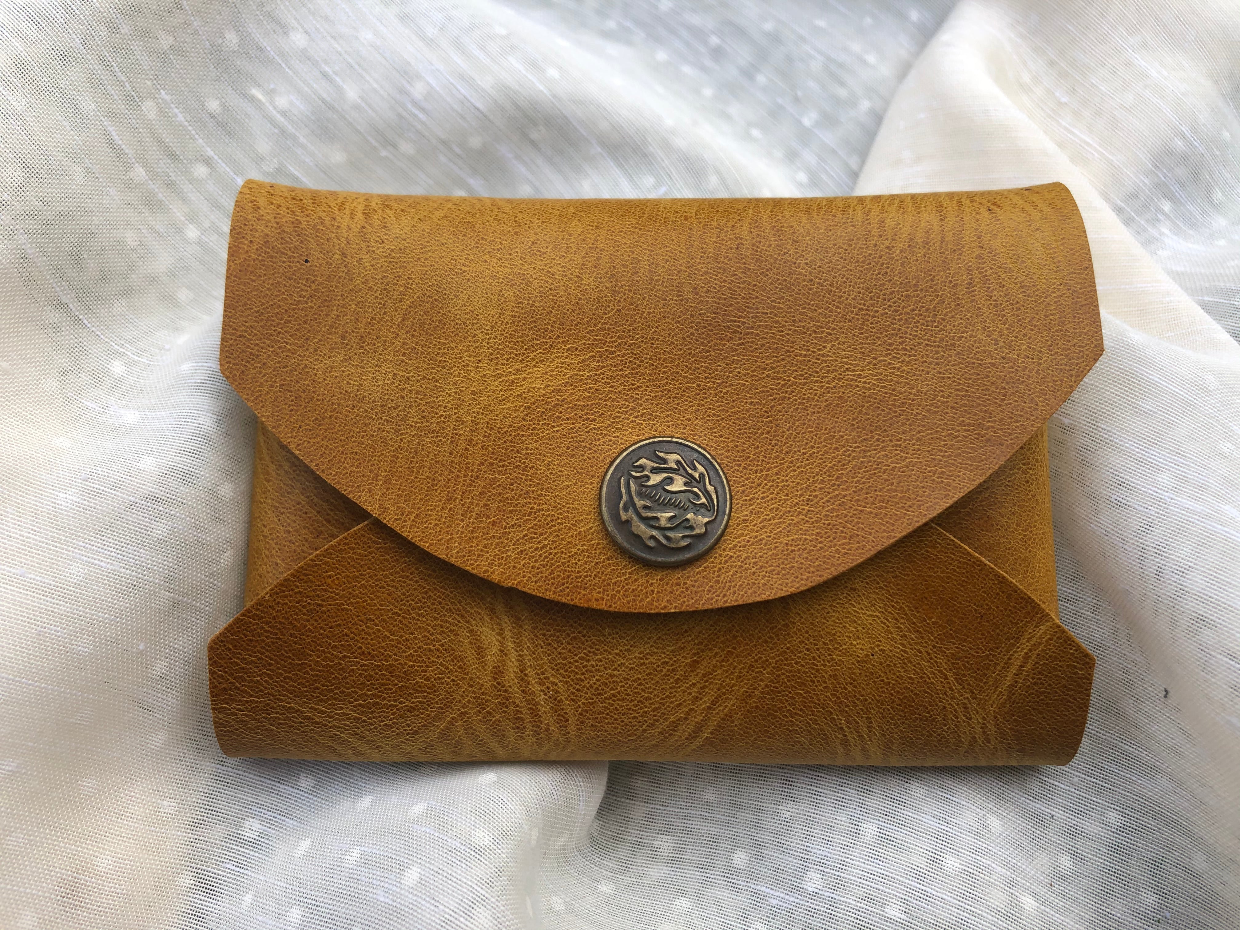 Handmade Leather Simple Coin Purse - Dark Brown – Zatchels